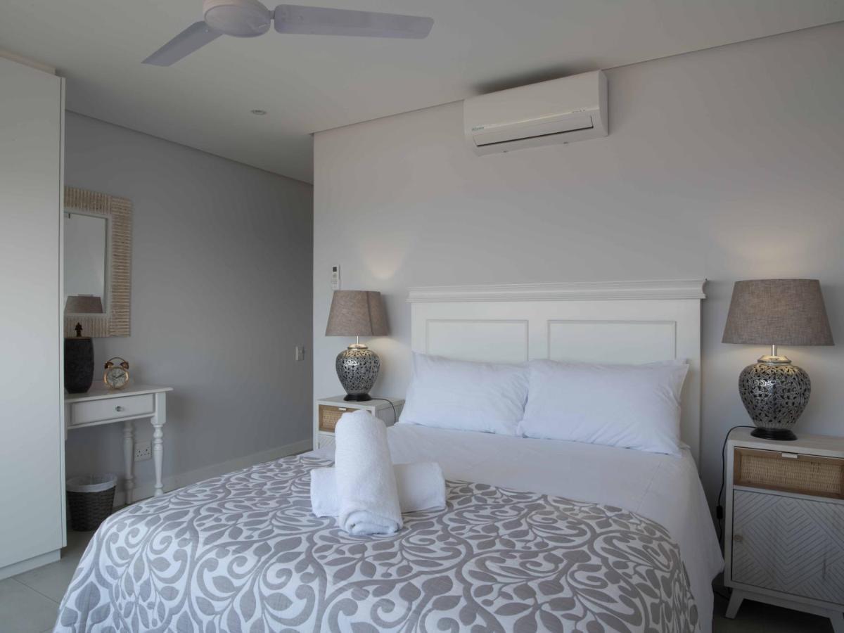 Umdloti Holiday Resort Apartments Buitenkant foto