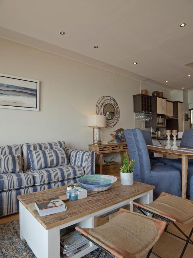 Umdloti Holiday Resort Apartments Buitenkant foto