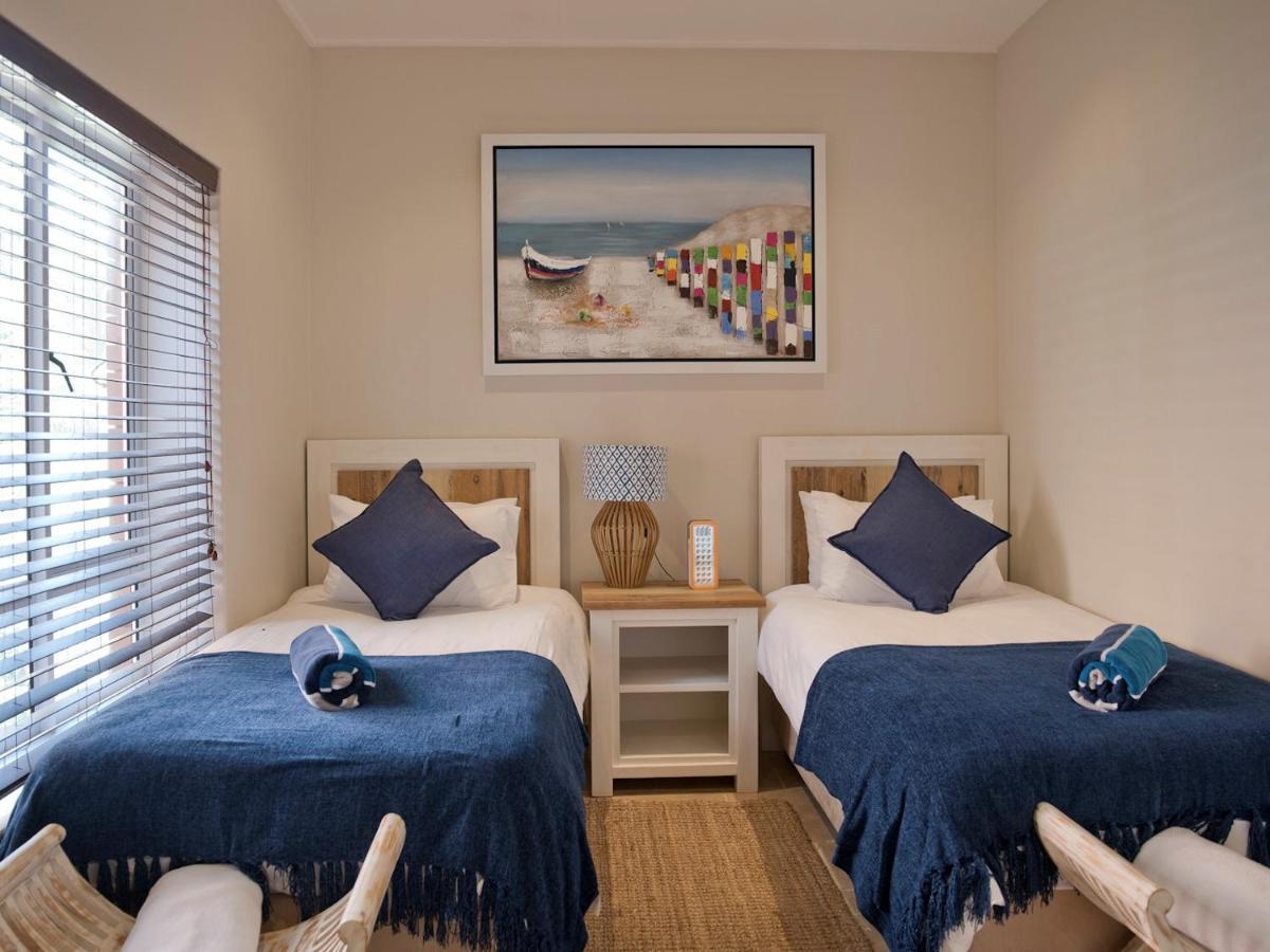 Umdloti Holiday Resort Apartments Buitenkant foto