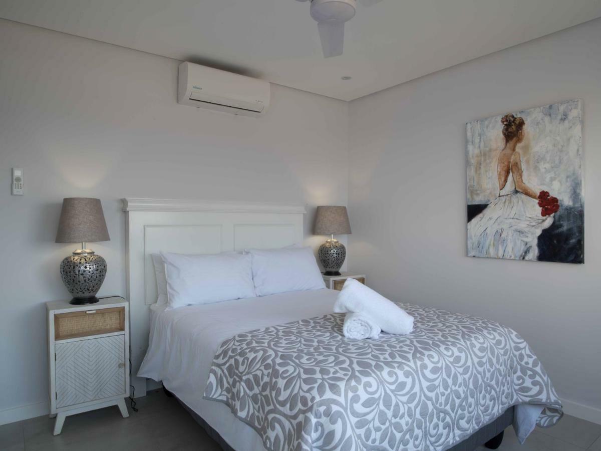 Umdloti Holiday Resort Apartments Buitenkant foto